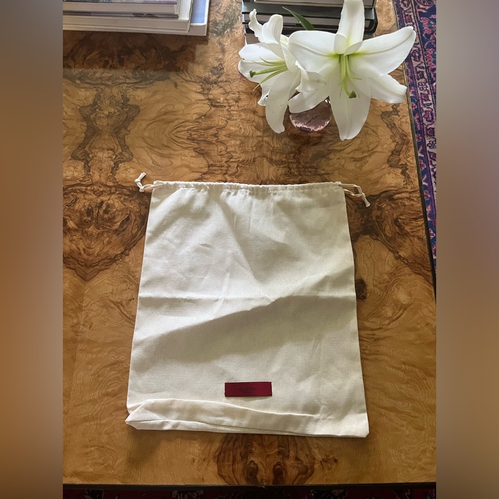 New Valentino dustbag L